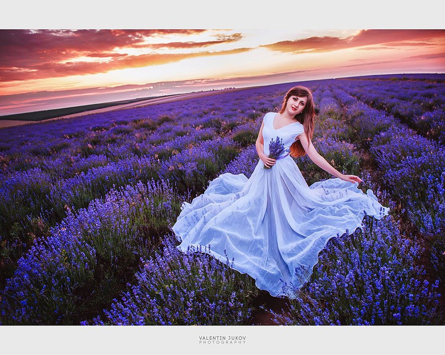 Valentin Jukov (Валентин Жуков) photographer. Work by photographer Valentin Jukov demonstrating Wedding Photography.Editorial SceneWedding Photography Photo #107452