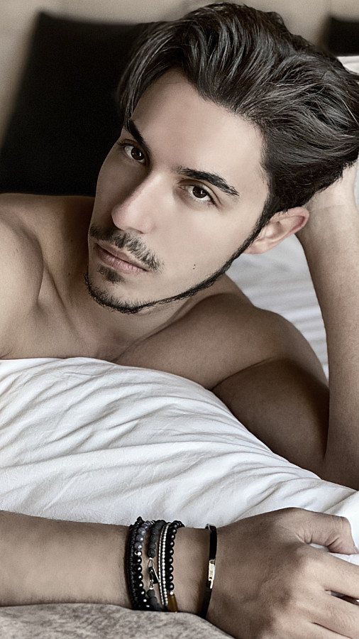 Vasilis Lazaridis model (Βασίλης Λαζαρίδης μοντέλο). Photoshoot of model Vasilis Lazaridis demonstrating Face Modeling.Face Modeling Photo #232275