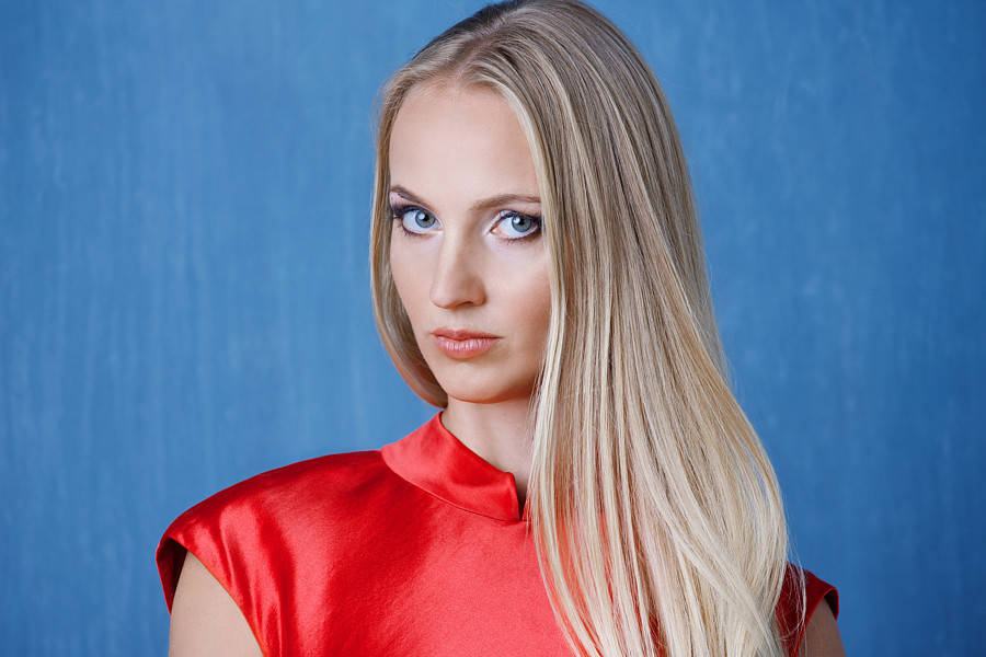 Xenia Duyun model (μοντέλο). Photoshoot of model Xenia Duyun demonstrating Face Modeling.Face Modeling Photo #188067
