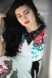 Zarina Rakhmatova model. Photoshoot of model Zarina Rakhmatova demonstrating Face Modeling.Face Modeling Photo #183331