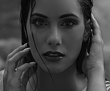 Zayneb Azzam model. Photoshoot of model Zayneb Azzam demonstrating Face Modeling.Face Modeling Photo #112651