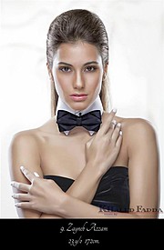 Zayneb Azzam model. Photoshoot of model Zayneb Azzam demonstrating Face Modeling.Face Modeling Photo #112655